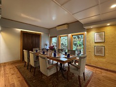 Oak Room